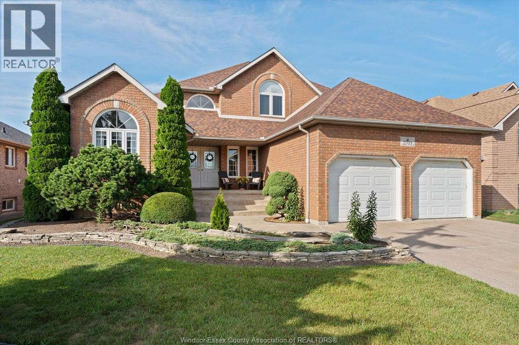 2705 Lombardy Crescent, Lasalle, Ontario  N9H 2L7 - Photo 2 - 26022087