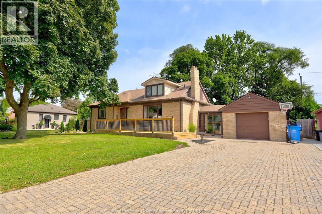 2574 Buckingham, Windsor, Ontario  N8T 2B6 - Photo 1 - 26022078