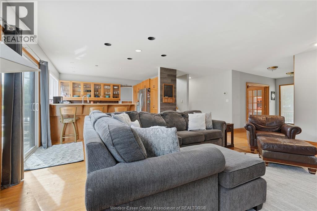 2574 Buckingham, Windsor, Ontario  N8T 2B6 - Photo 13 - 26022078