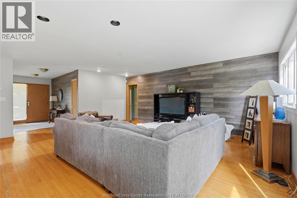 2574 Buckingham, Windsor, Ontario  N8T 2B6 - Photo 14 - 26022078