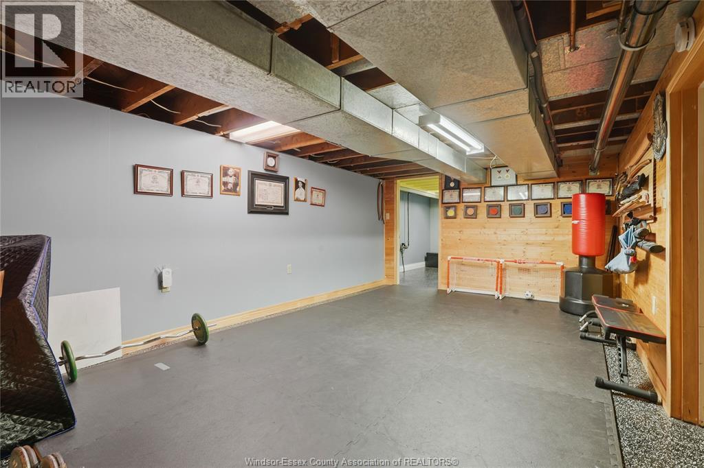 2574 Buckingham, Windsor, Ontario  N8T 2B6 - Photo 35 - 26022078