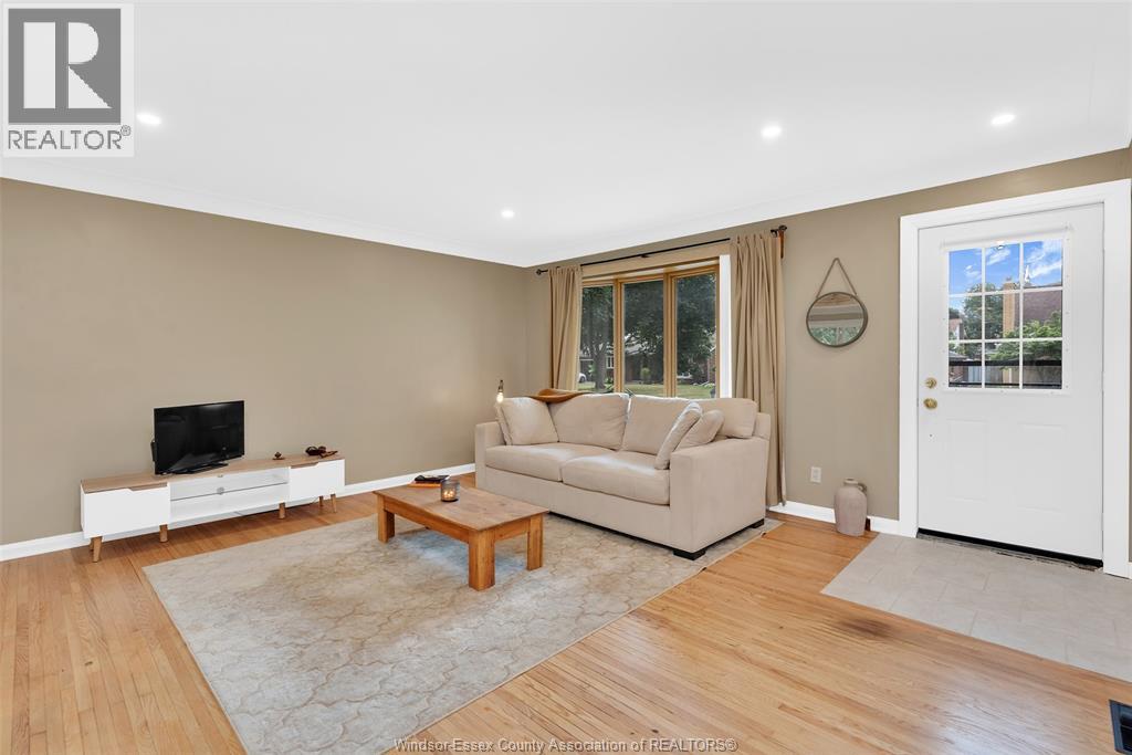 1082 Coventry Unit# Main Floor, Windsor, Ontario  N8S 2W7 - Photo 5 - 26021822