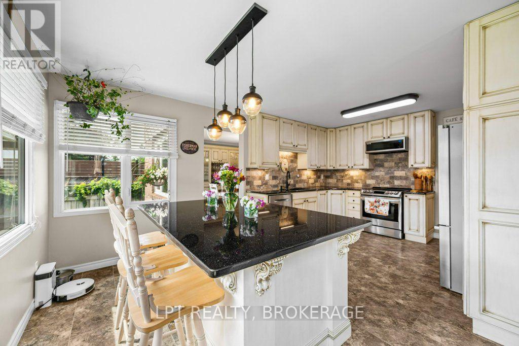 780 Muirfield Crescent, Kingston, Ontario  K7M 8G1 - Photo 2 - X13762230