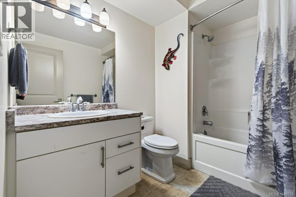 2581 Kendal Ave, Cumberland, British Columbia  V0R 1S0 - Photo 37 - 1048719