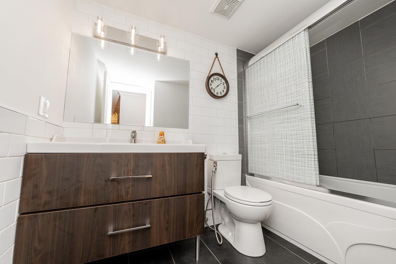 111 10680 151a Street, Surrey, British Columbia  V3R 8T4 - Photo 15 - R3160049