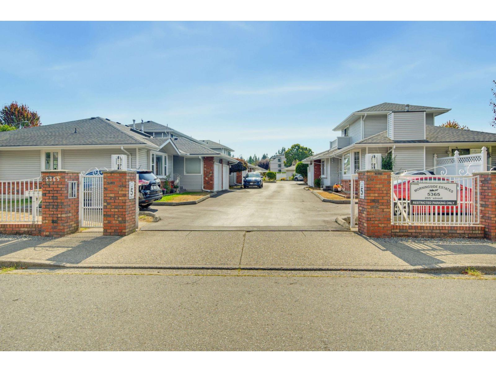 11 5365 205 Street, Langley, British Columbia  V3A 7V7 - Photo 4 - R3163112