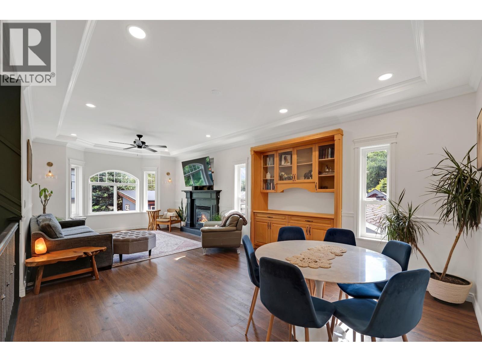 38030 Seventh Avenue, Squamish, British Columbia  V8B 0J7 - Photo 6 - R3163255