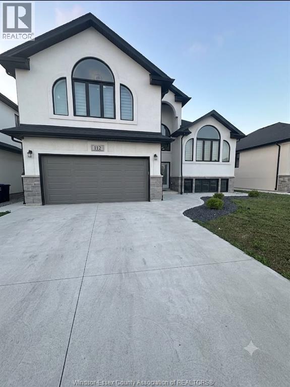 MLS# 26022062: 112 KINGSBRIDGE DRIVE Unit# UPPER, Amherstburg, Canada