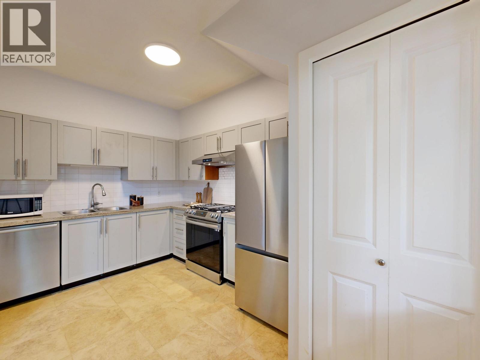 305 4468 Albert Street, Burnaby, British Columbia  V5C 2G8 - Photo 15 - R3163238