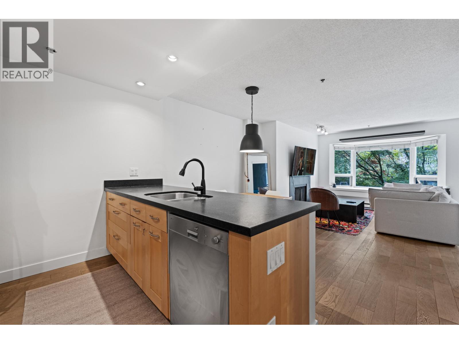 304 1925 W 2nd Avenue, Vancouver, British Columbia  V6J 1J2 - Photo 9 - R3163253