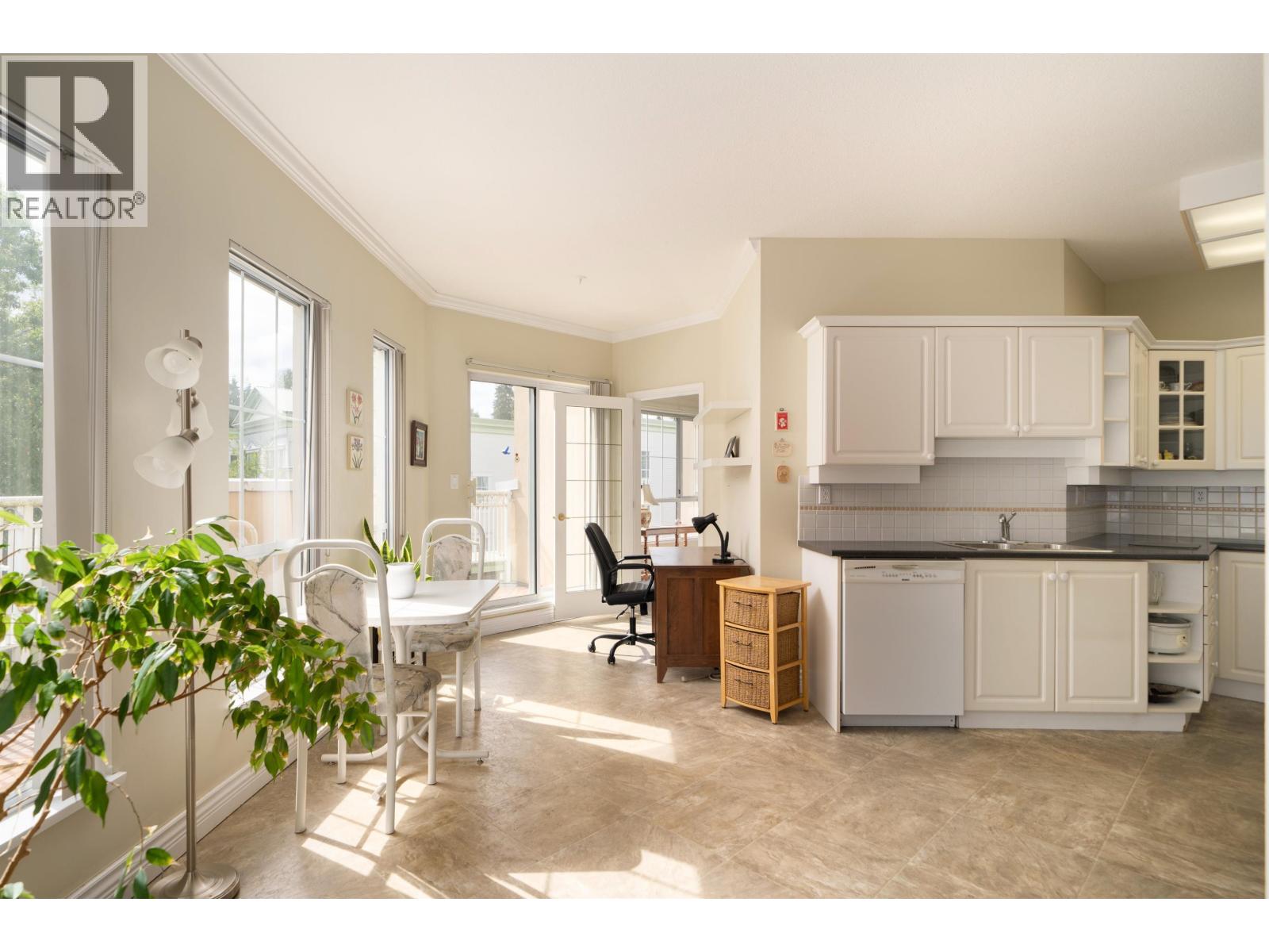 315 2985 Princess Crescent, Coquitlam, British Columbia  V3B 7P3 - Photo 10 - R3163269