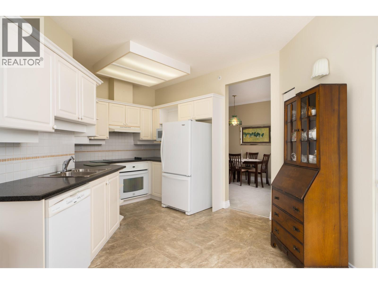 315 2985 Princess Crescent, Coquitlam, British Columbia  V3B 7P3 - Photo 11 - R3163269