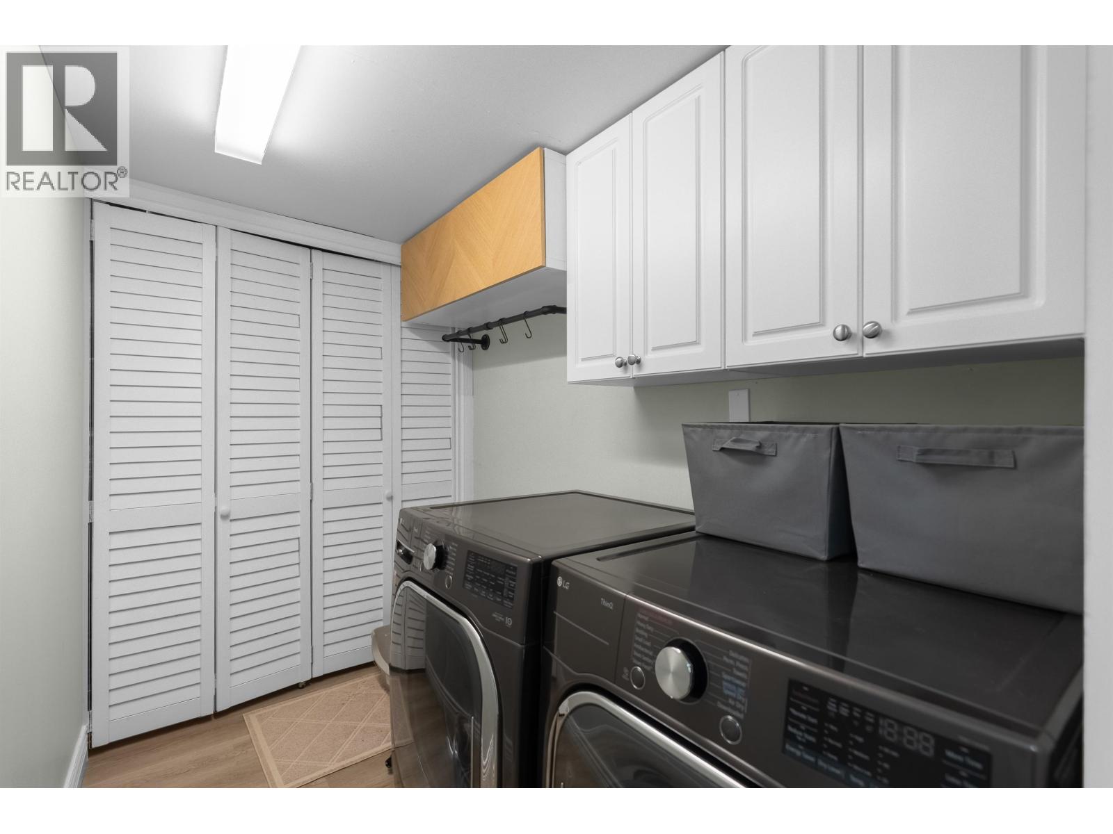 8167 Forest Grove Drive, Burnaby, British Columbia  V5A 4H5 - Photo 12 - R3163273