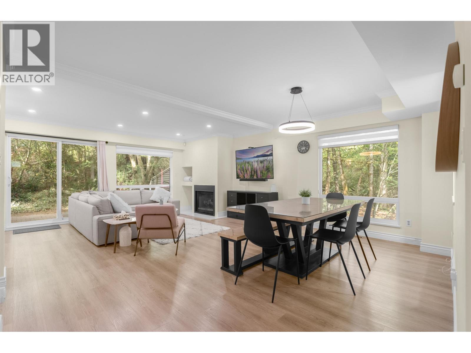 8167 Forest Grove Drive, Burnaby, British Columbia  V5A 4H5 - Photo 19 - R3163273