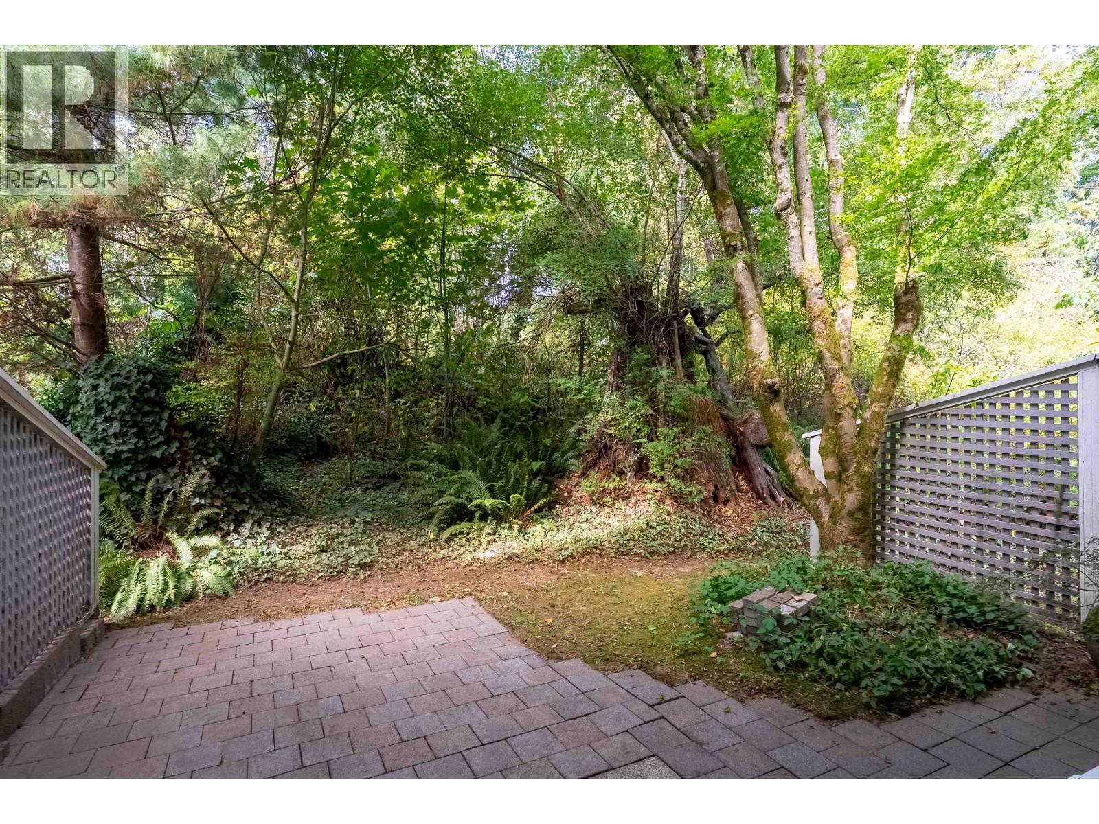 8167 Forest Grove Drive, Burnaby, British Columbia  V5A 4H5 - Photo 31 - R3163273