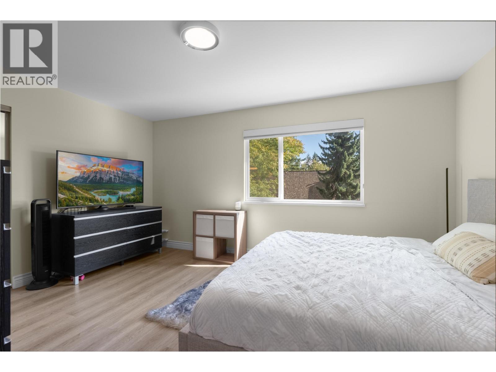 8167 Forest Grove Drive, Burnaby, British Columbia  V5A 4H5 - Photo 33 - R3163273