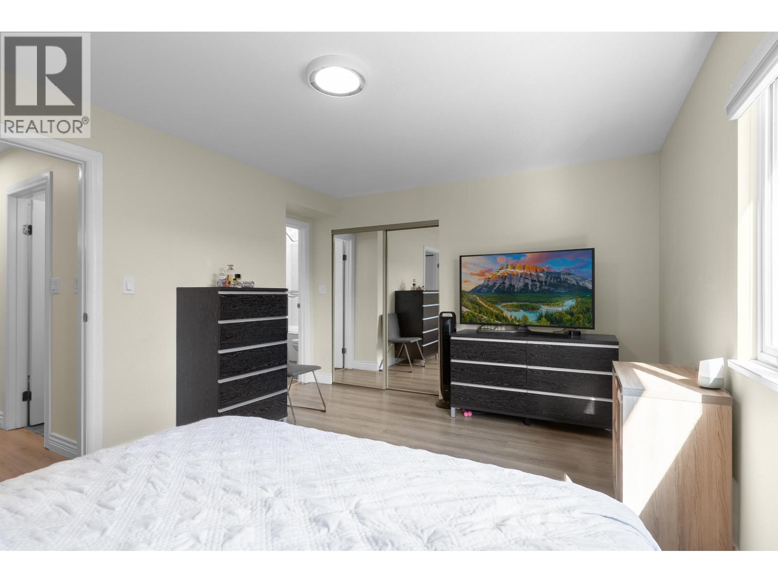 8167 Forest Grove Drive, Burnaby, British Columbia  V5A 4H5 - Photo 35 - R3163273