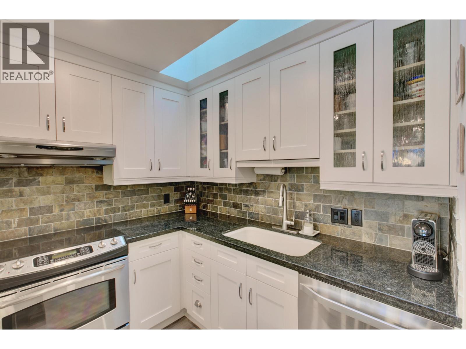1360 W 8th Avenue, Vancouver, British Columbia  V6H 4A6 - Photo 12 - R3163285