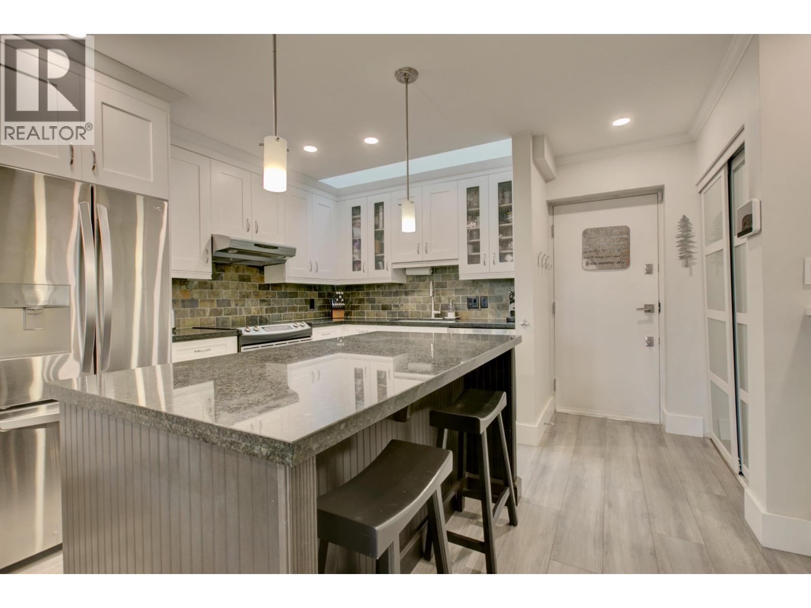 1360 W 8th Avenue, Vancouver, British Columbia  V6H 4A6 - Photo 8 - R3163285