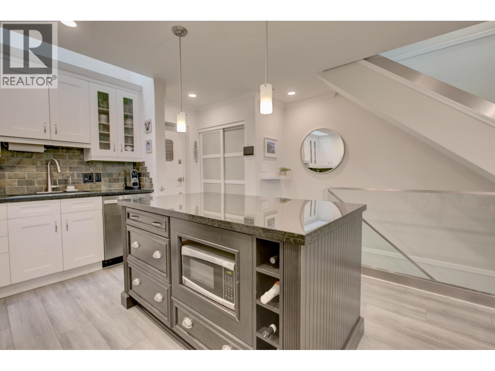 1360 W 8th Avenue, Vancouver, British Columbia  V6H 4A6 - Photo 9 - R3163285