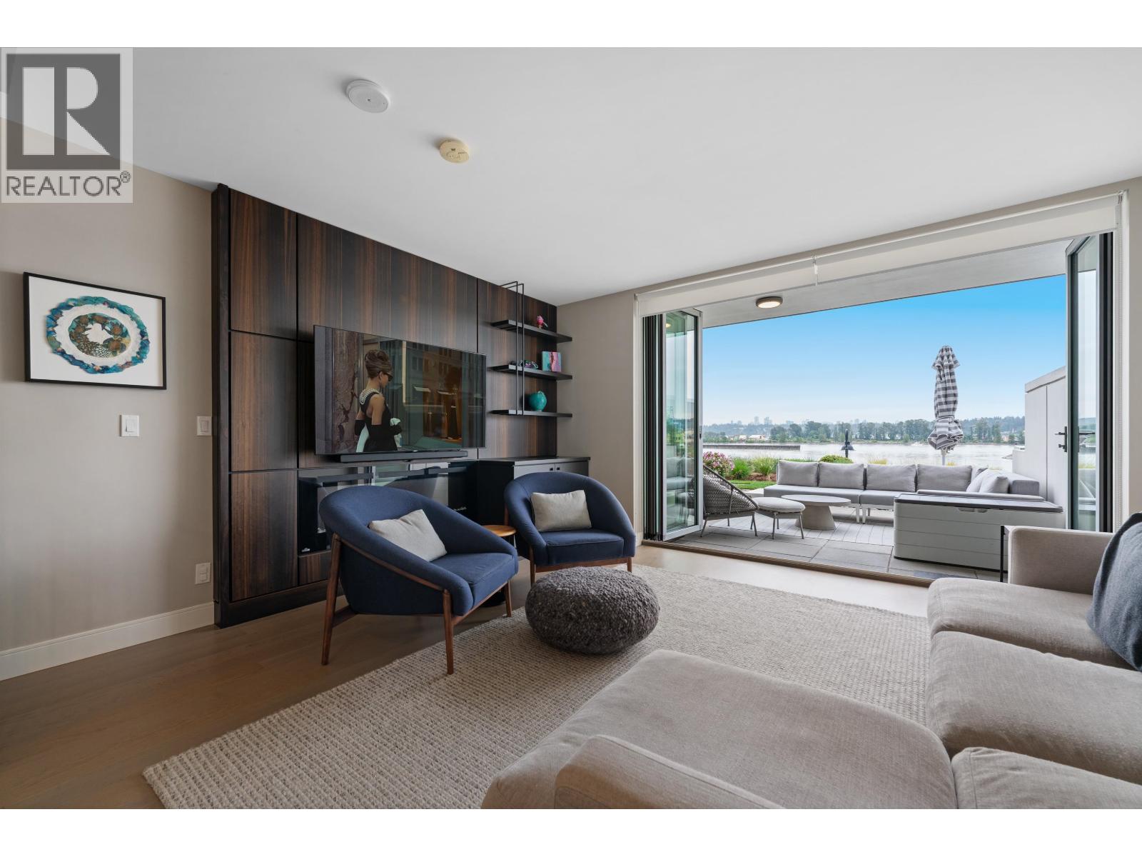 TH210 210 SALTER STREET, new westminster, British Columbia