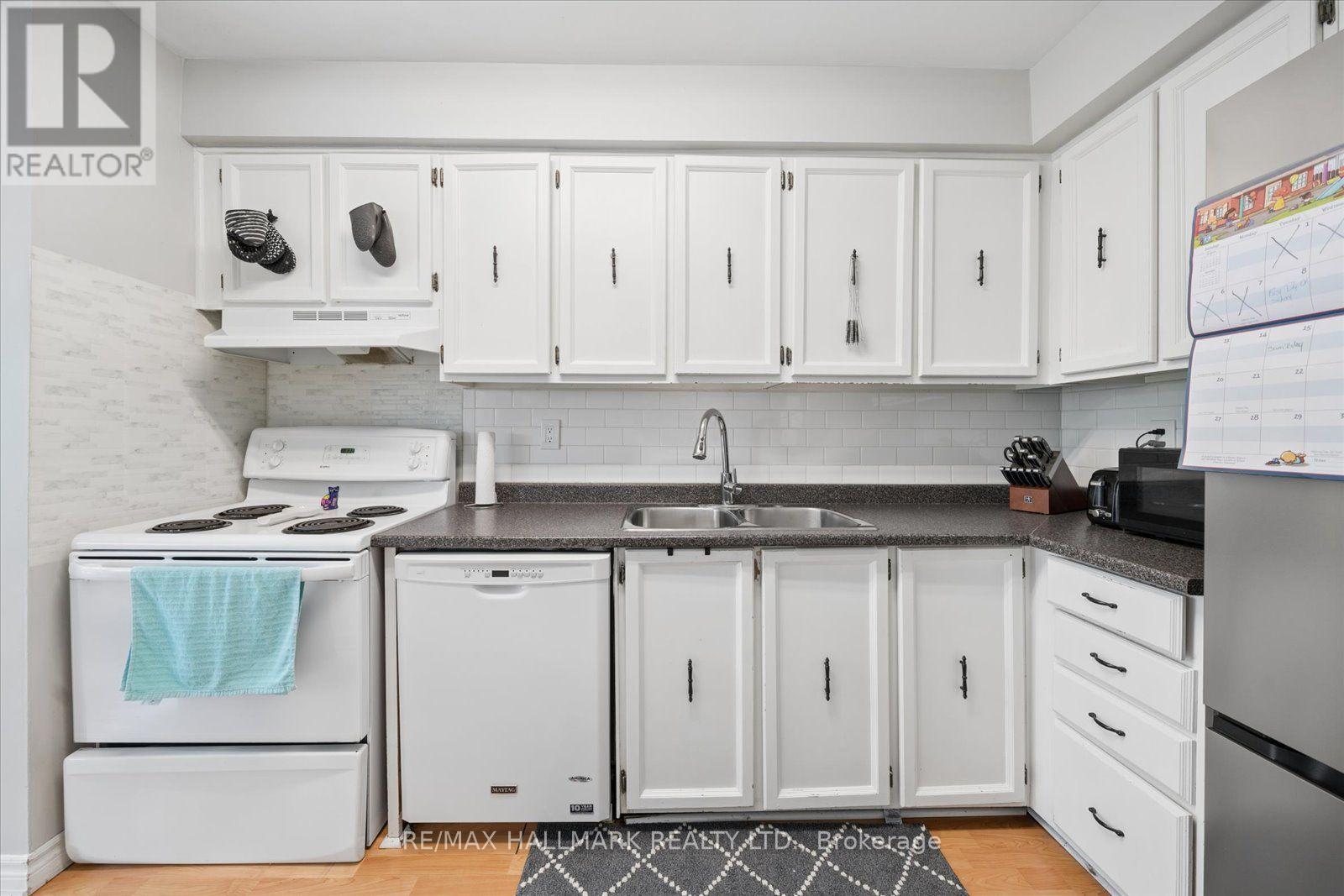 69 - 39 Camelot Way, Markham (Markham Village), Ontario  L3P 3W2 - Photo 17 - N13762166
