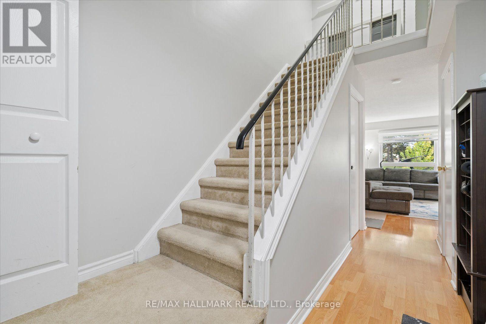 69 - 39 Camelot Way, Markham (Markham Village), Ontario  L3P 3W2 - Photo 4 - N13762166