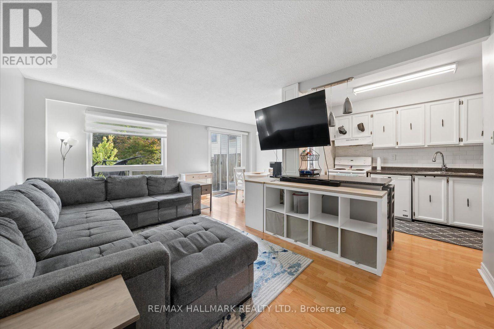 69 - 39 Camelot Way, Markham (Markham Village), Ontario  L3P 3W2 - Photo 8 - N13762166