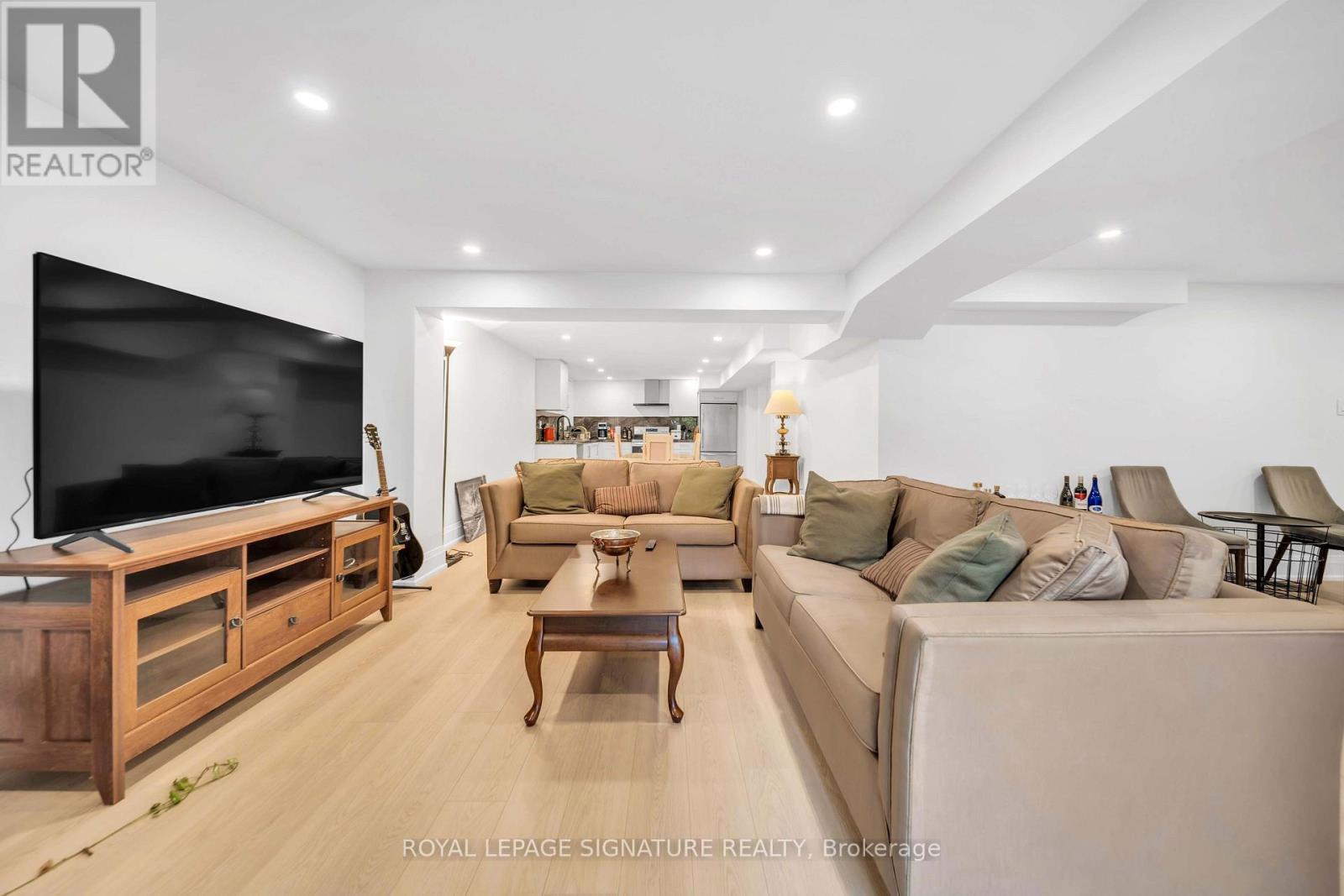 16 Ravencliffe Road, Markham (Aileen-Willowbrook), Ontario  L3T 5N8 - Photo 37 - N13762174