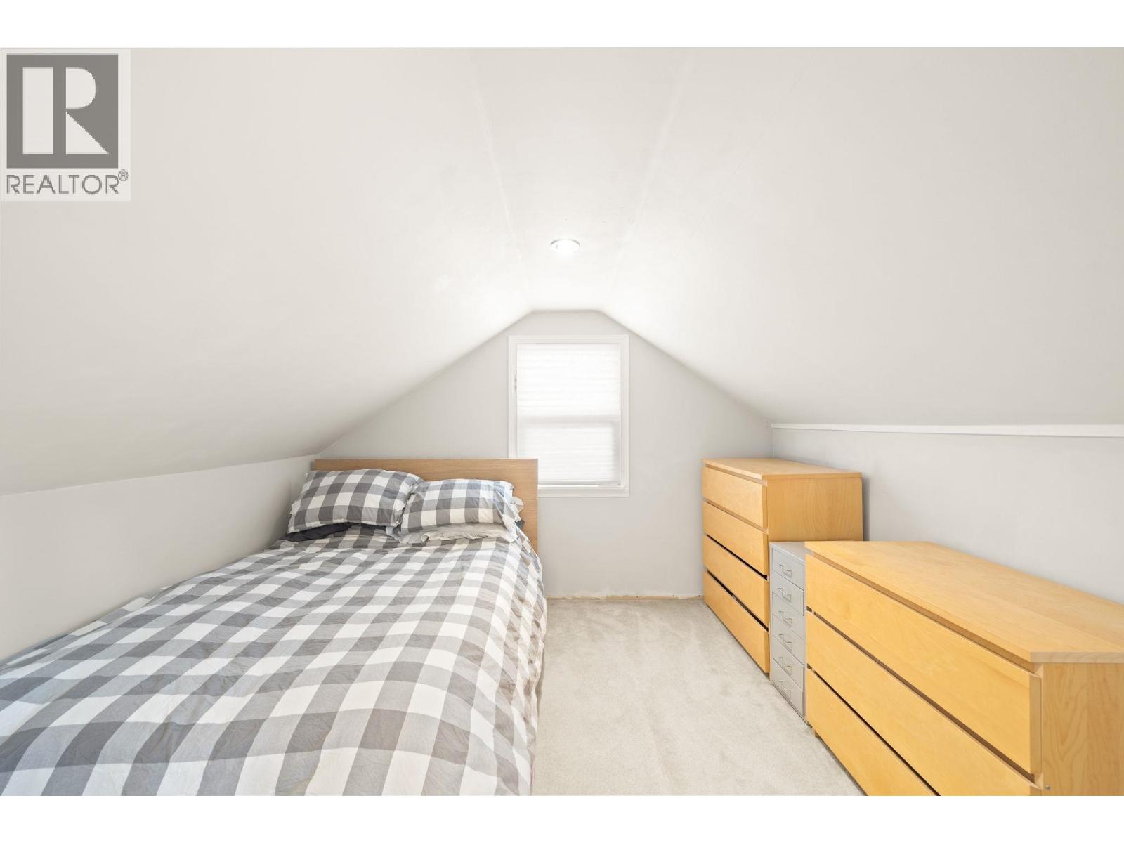 5743 St. Margarets Street, Vancouver, British Columbia  V5R 3H6 - Photo 18 - R3163232
