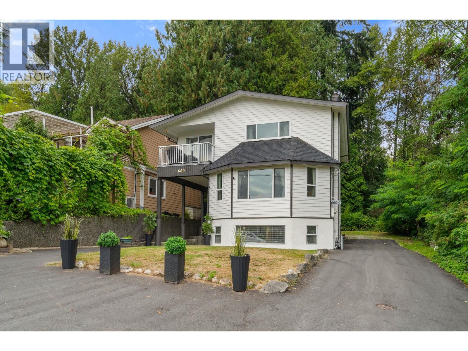 660 E 22nd Street, North Vancouver, British Columbia  V7L 3C9 - Photo 2 - R3163291