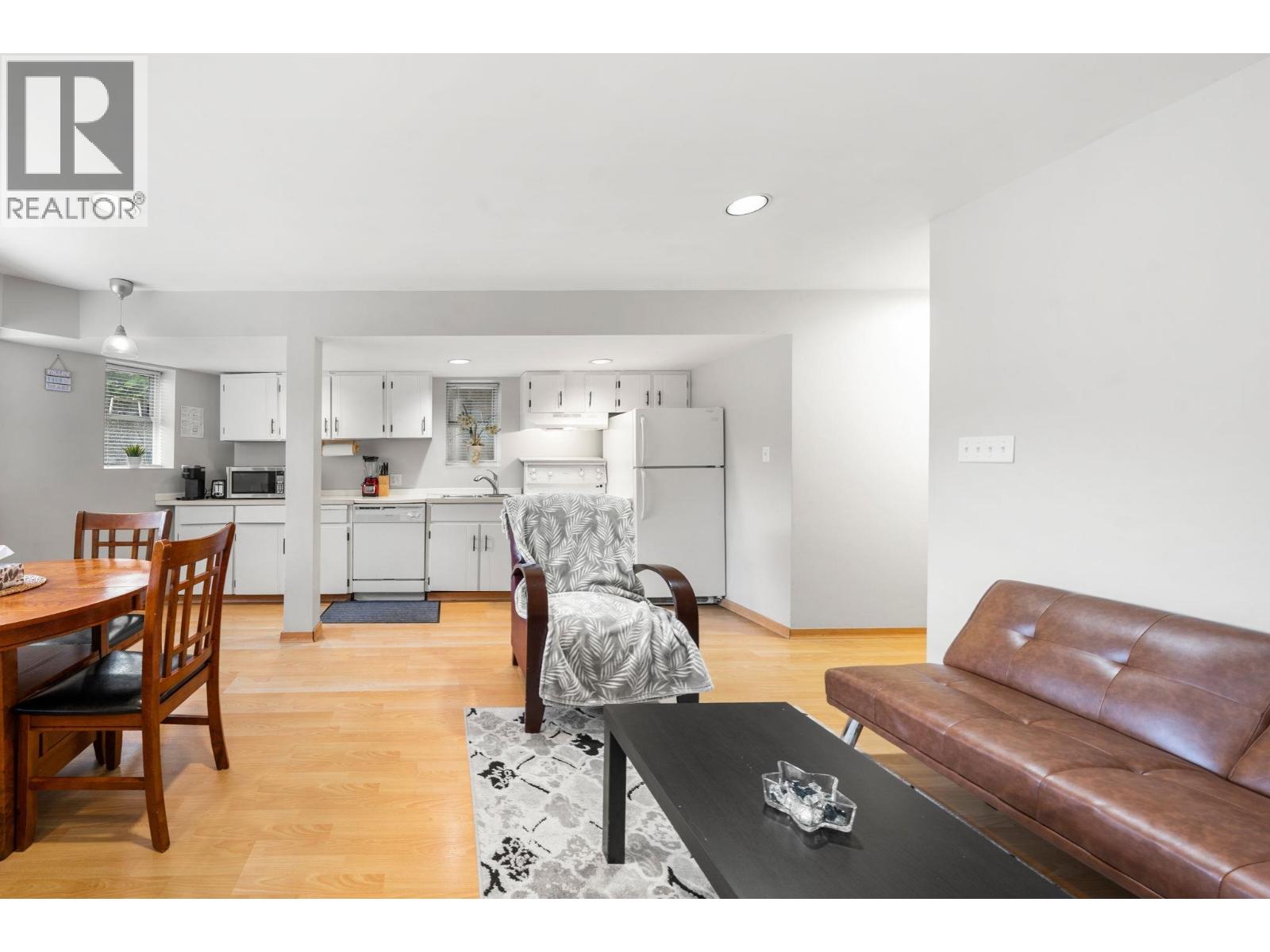 660 E 22nd Street, North Vancouver, British Columbia  V7L 3C9 - Photo 32 - R3163291
