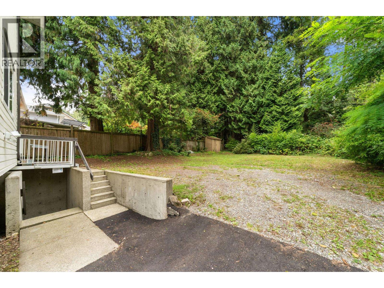 660 E 22nd Street, North Vancouver, British Columbia  V7L 3C9 - Photo 36 - R3163291