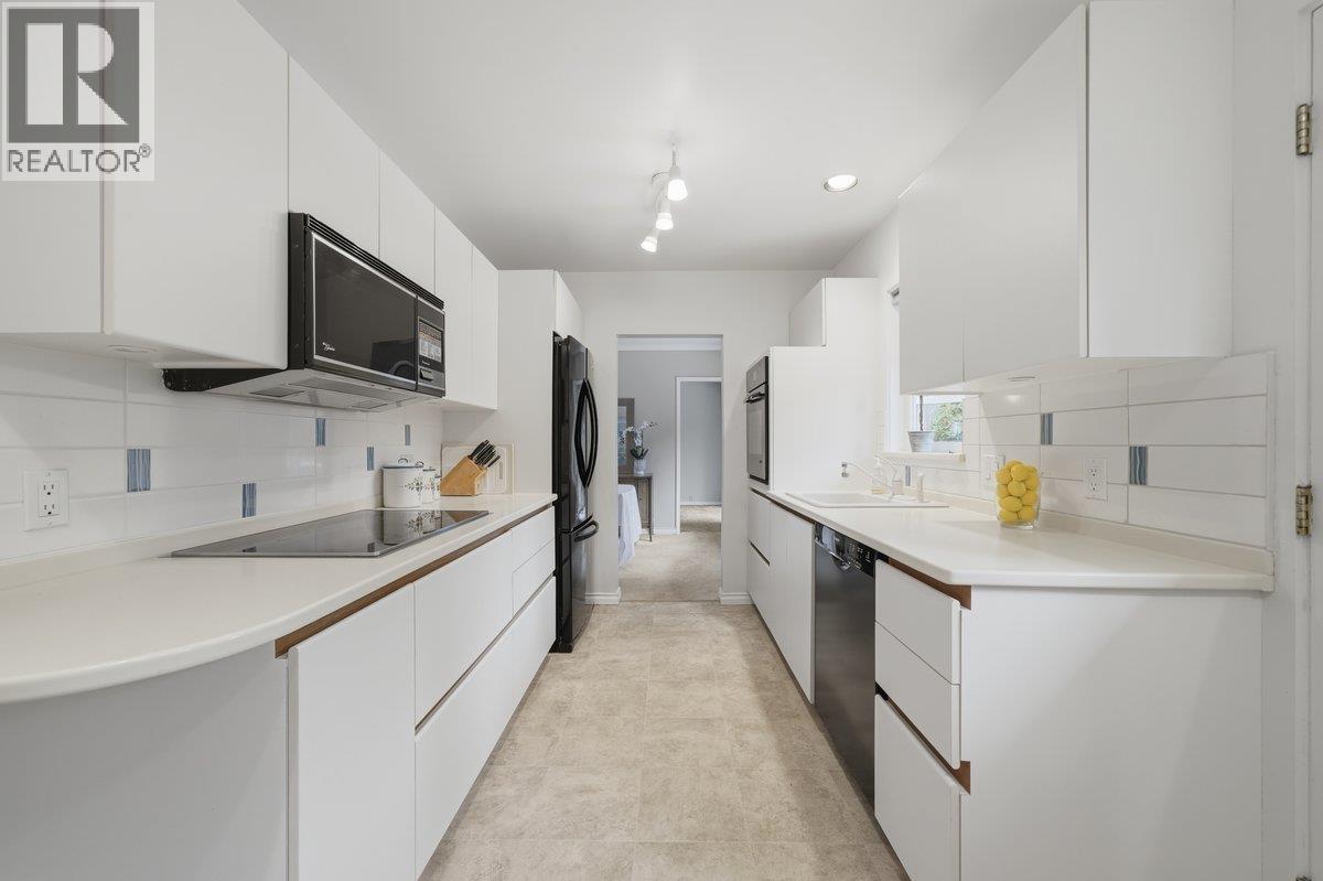 3250 Delbrook Avenue, North Vancouver, British Columbia  V7N 3Y5 - Photo 13 - R3163299