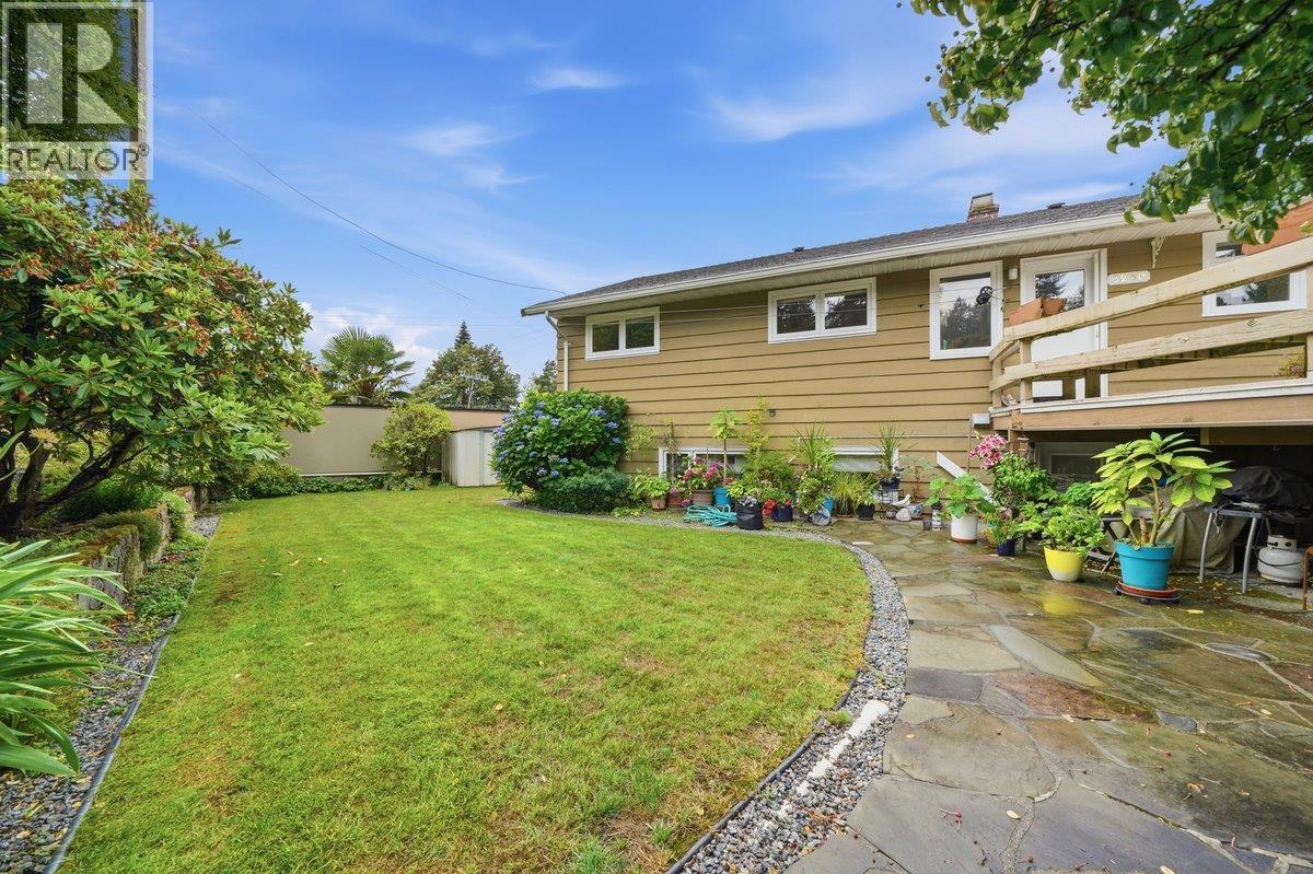 3250 Delbrook Avenue, North Vancouver, British Columbia  V7N 3Y5 - Photo 30 - R3163299