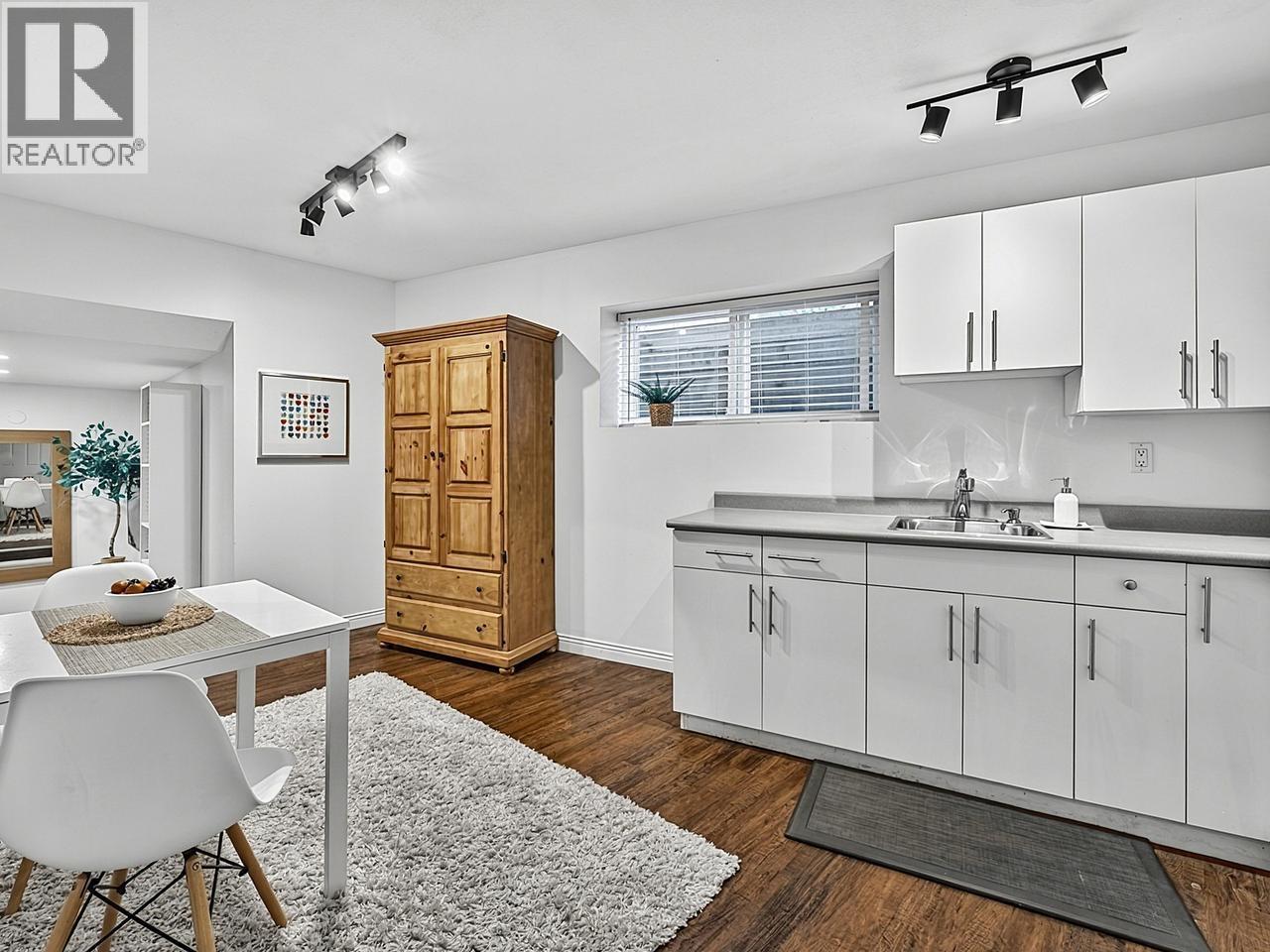 1074 Kilmer Road, North Vancouver, British Columbia  V7K 1R1 - Photo 31 - R3163332