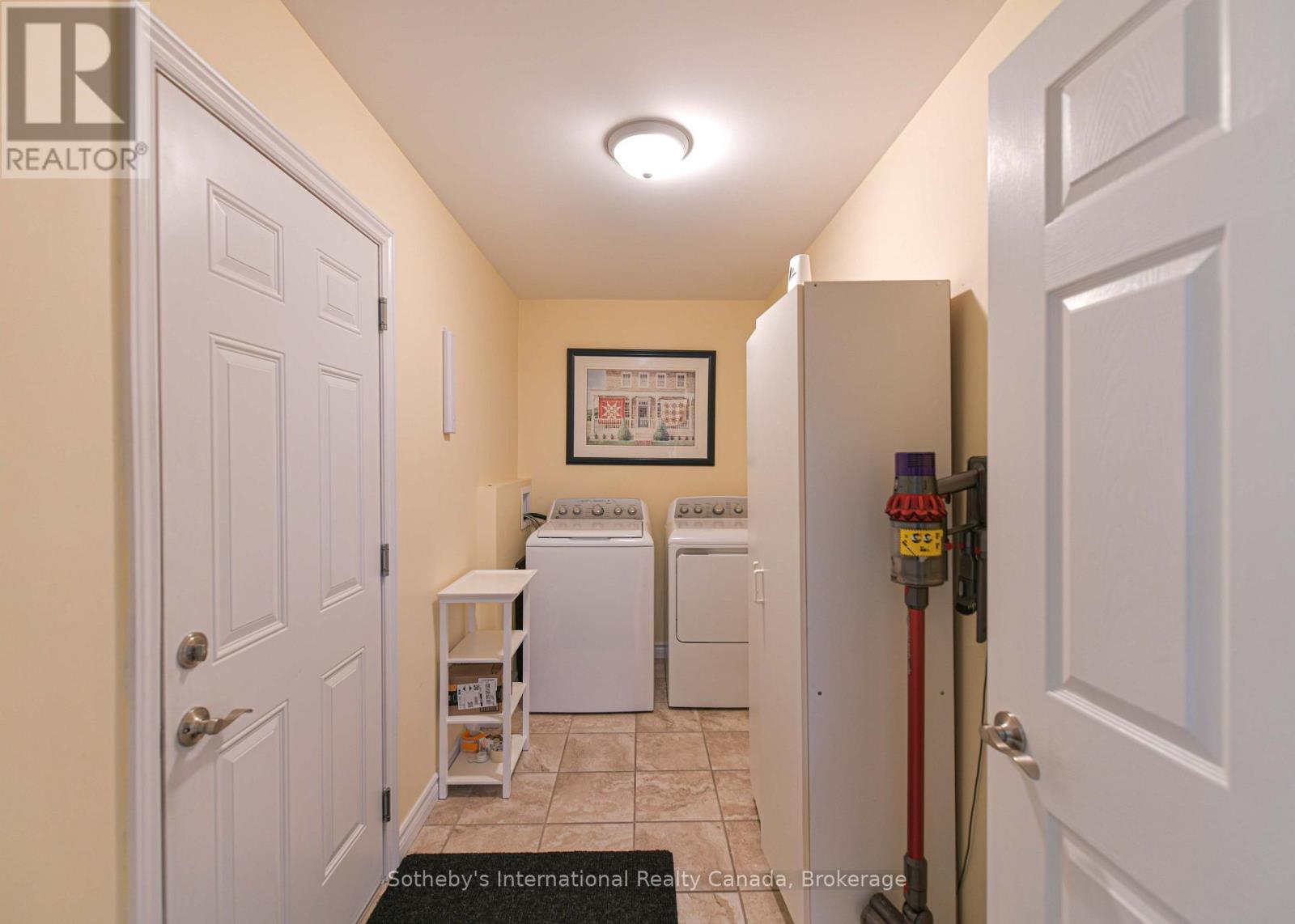 111 Lucy Lane, Orillia, Ontario L3V 7A8 - Photo 13 - S13762200