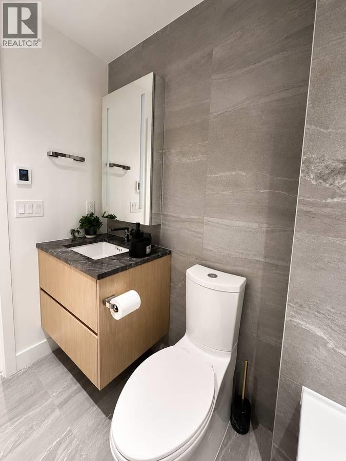 310 777 Harbour Way, North Vancouver, British Columbia  V6P 0G1 - Photo 11 - R3163271