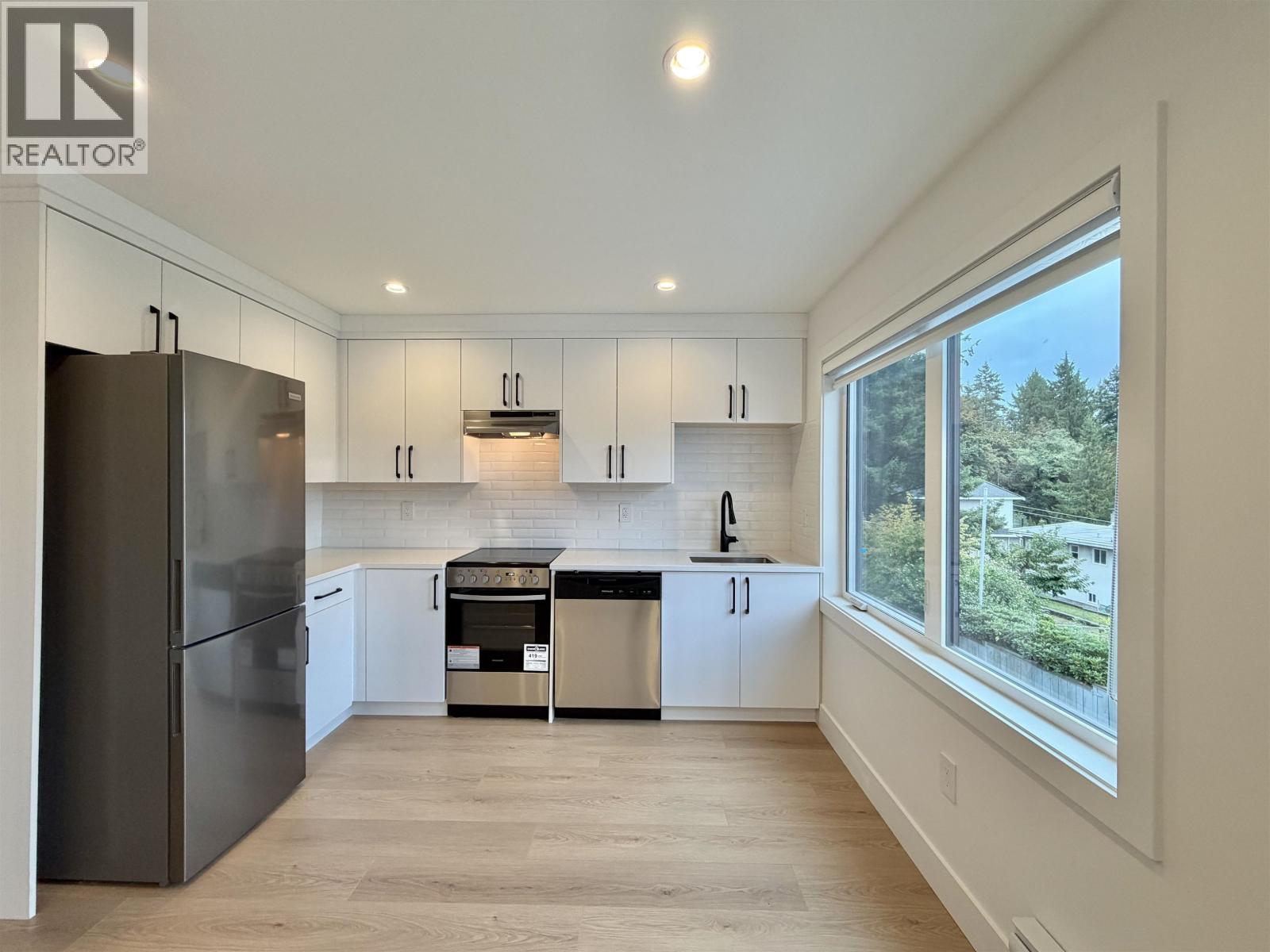 Laneway 1150 Charland Avenue, Coquitlam, British Columbia  V3K 3L1 - Photo 3 - R3163281