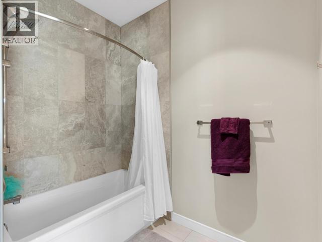 405-36 WATERFRONT PLACE photo 16