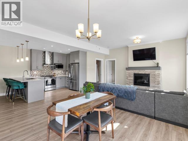 405-36 WATERFRONT PLACE photo 6