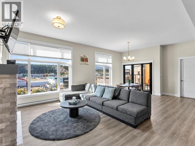 405-36 WATERFRONT PLACE photo 9