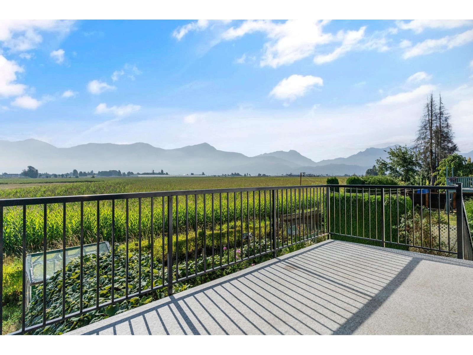 46702 Arbutus Avenue, Chilliwack Proper South, Chilliwack, British Columbia  V2P 6P4 - Photo 1 - R3155052