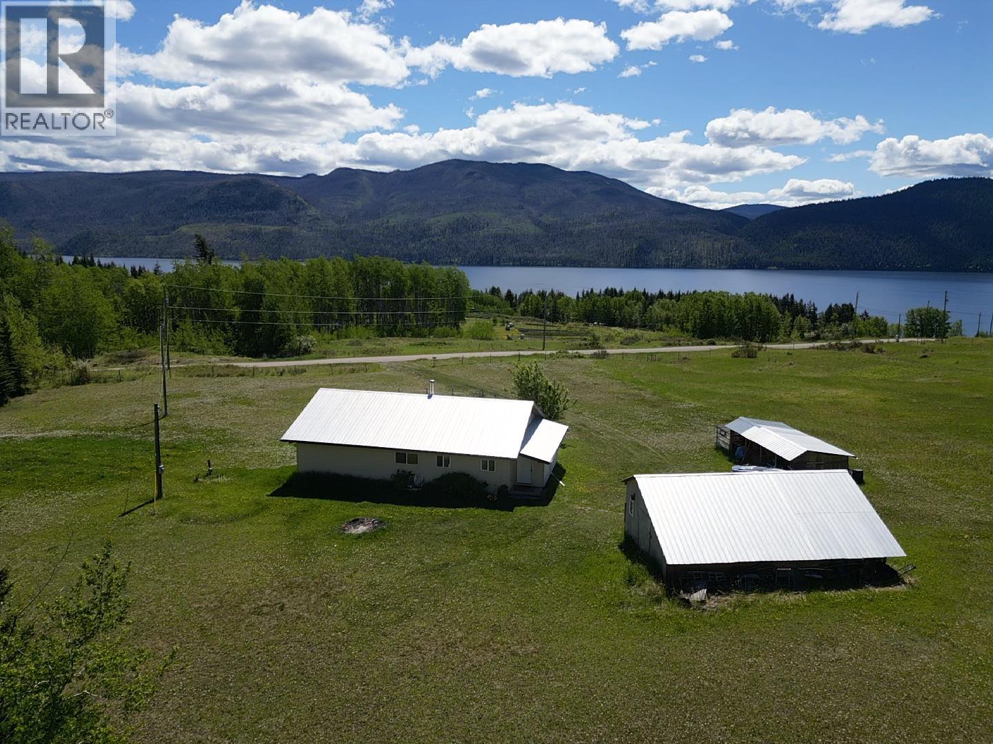 3150 Francois Lake Road, Fraser Lake, British Columbia  V0J 1S0 - Photo 1 - R3129748