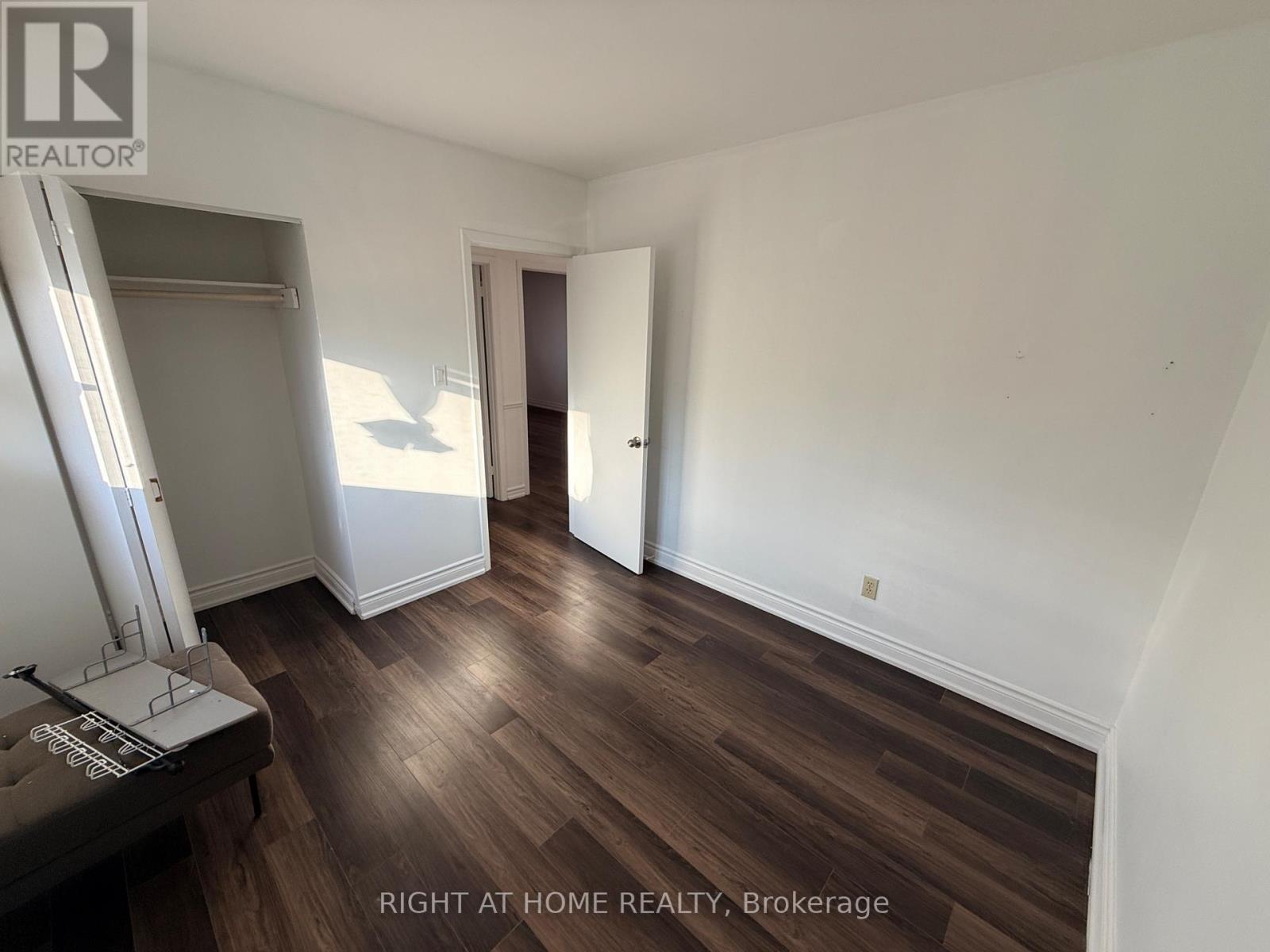 71 Navenby Crescent, Toronto, Ontario  M9L 1B3 - Photo 12 - W13762208