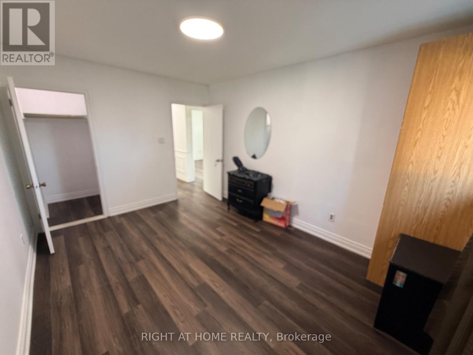 71 Navenby Crescent, Toronto, Ontario  M9L 1B3 - Photo 17 - W13762208
