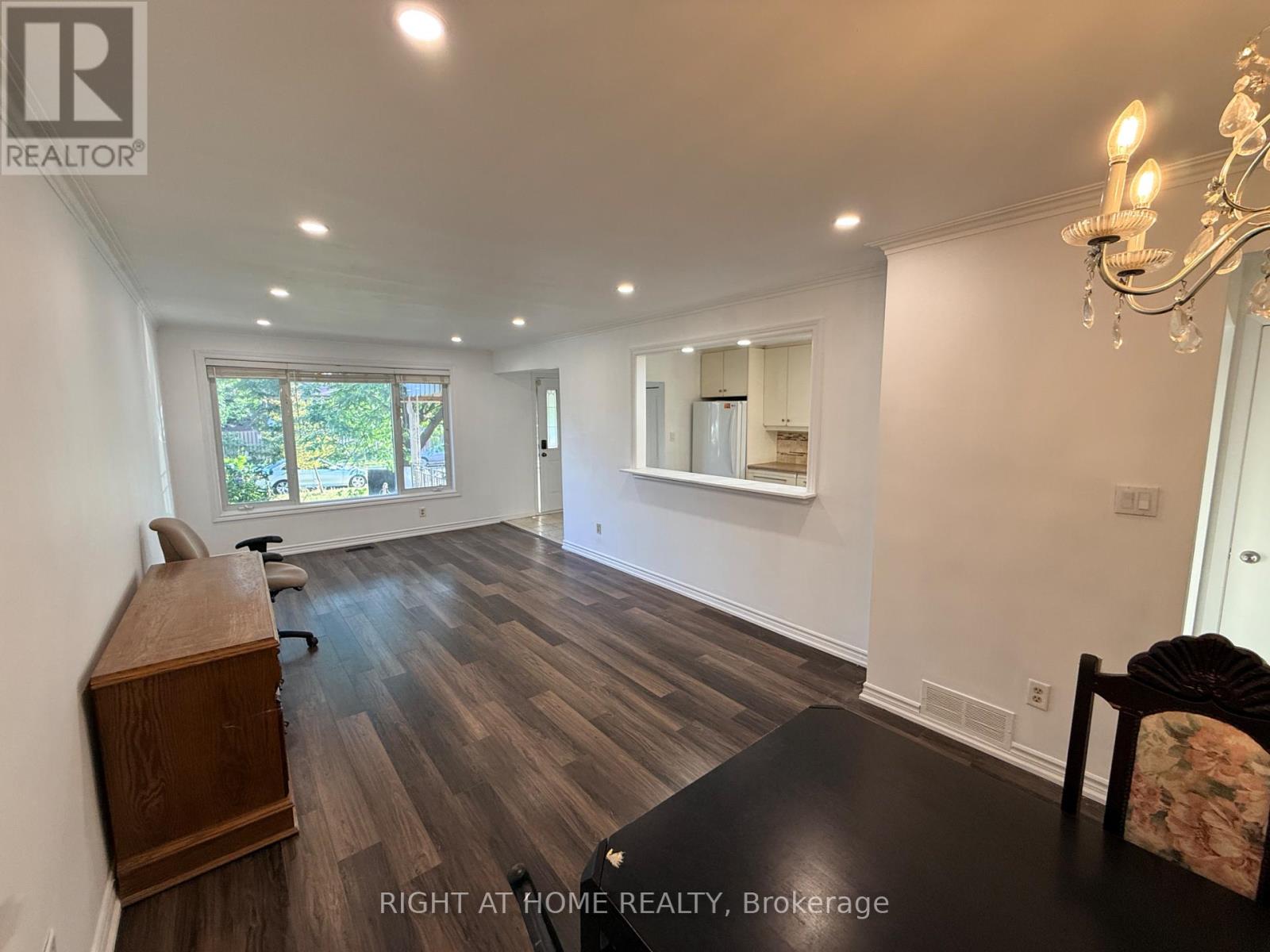 71 Navenby Crescent, Toronto, Ontario  M9L 1B3 - Photo 7 - W13762208