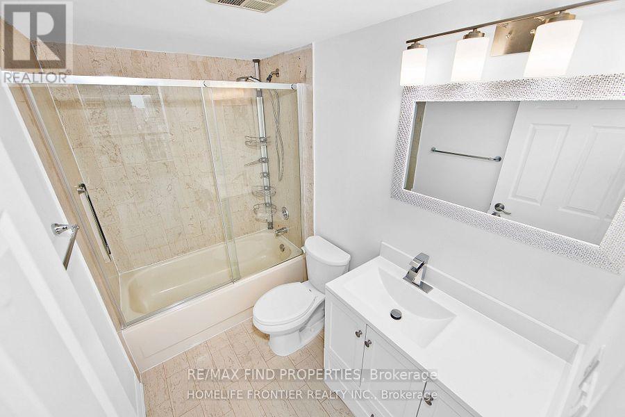 1907 - 335 Webb Drive, Mississauga, Ontario  L5B 4A1 - Photo 10 - W13762240