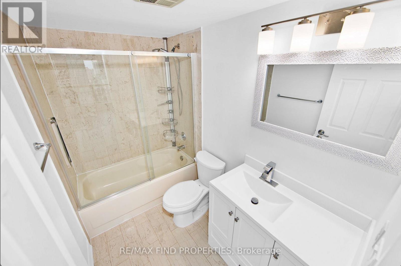 1907 - 335 Webb Drive, Mississauga, Ontario  L5B 4A1 - Photo 6 - W13762240