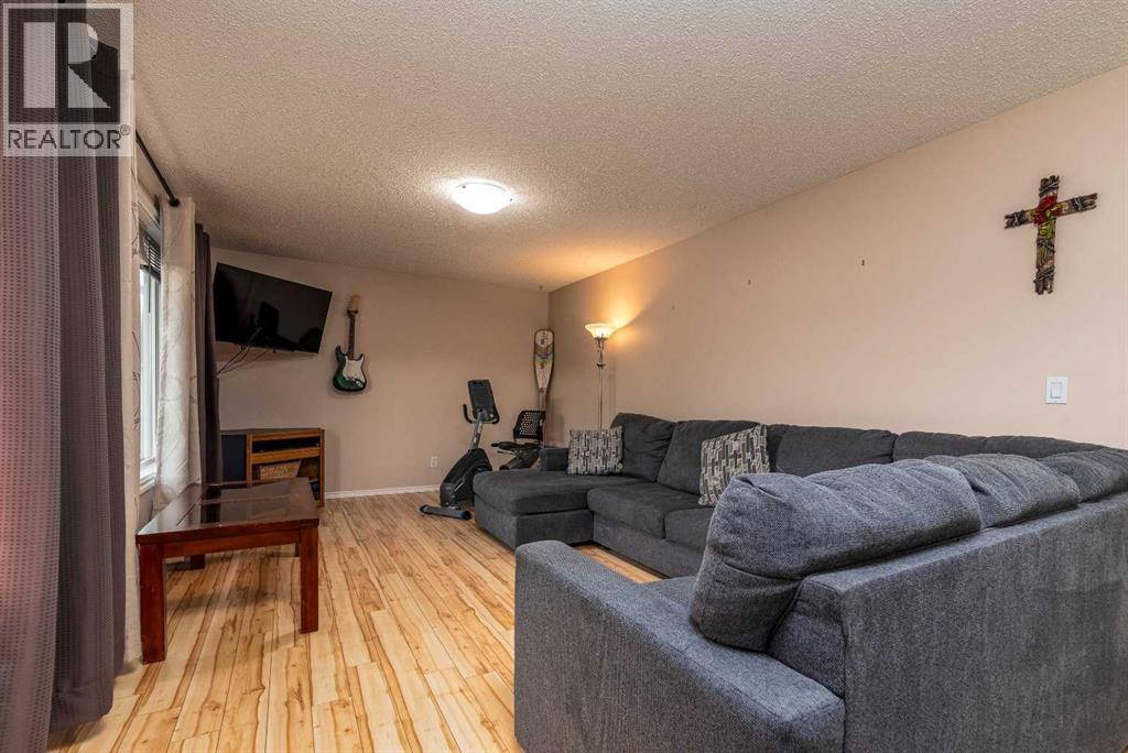 511 2 Street E, Maidstone, Saskatchewan  S0M 1M0 - Photo 2 - A2343909